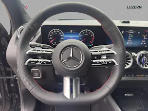 MERCEDES-BENZ GLA 200 Night Star 7G-DCT
