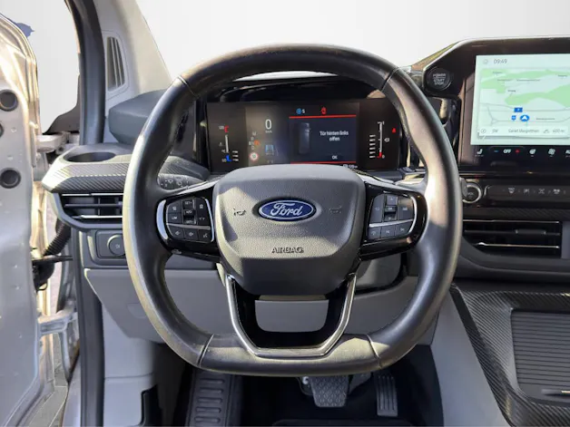 FORD Tourneo Custom 320 L1 2.0 EcoBlue 170 Tit
