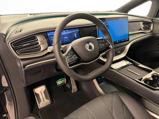 DENZA D9 GT DM-i Ultimate AWD