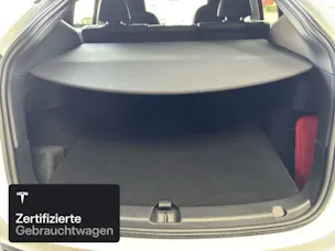 Tesla Model Y Rear-Wheel Drive