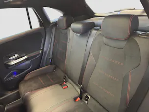 MERCEDES-BENZ GLA 200 AMG Line 4MATIC