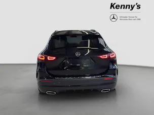 MERCEDES-BENZ GLA 200 AMG Line 4MATIC