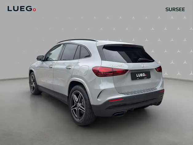 MERCEDES-BENZ GLA 250 4Matic 8G-DCT Swiss Star