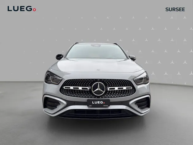 MERCEDES-BENZ GLA 250 4Matic 8G-DCT Swiss Star