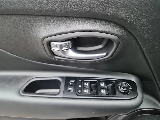 JEEP Renegade 1.3 T PHEV S Plus AWD