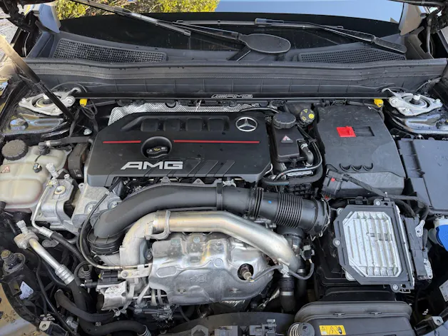 MERCEDES-BENZ GLB AMG 35 4Matic 8G-Tronic