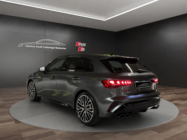 AUDI S3 Sportback TFSI quattro S-tronic
