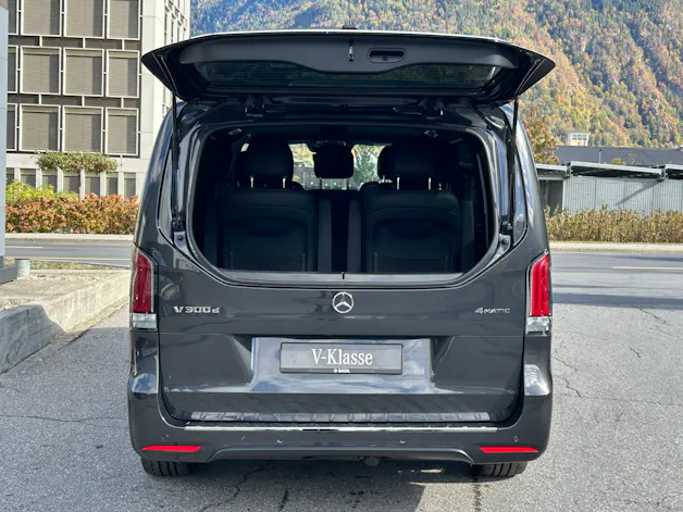 MERCEDES-BENZ V 300 d Exclusive L SWISS EDITION 4MATIC