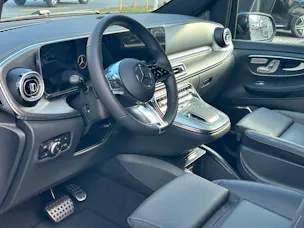 MERCEDES-BENZ V 300 d Exclusive L SWISS EDITION 4MATIC