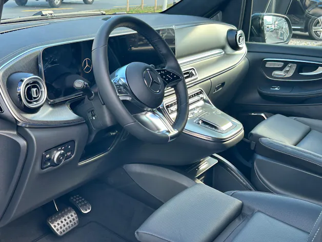 MERCEDES-BENZ V 300 d Exclusive L SWISS EDITION 4MATIC