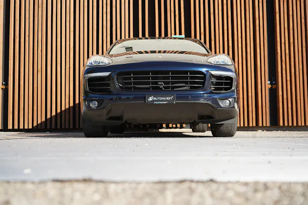 PORSCHE CAYENNE DIESEL l 262 PS
