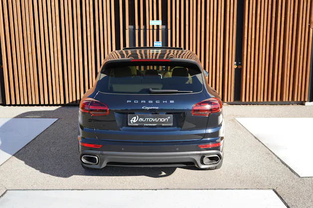 PORSCHE CAYENNE DIESEL l 262 PS