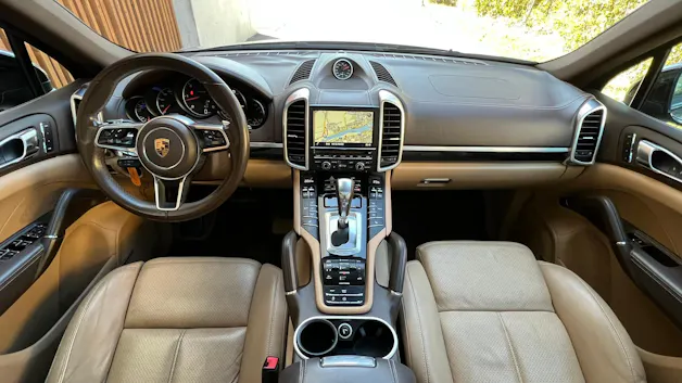 PORSCHE CAYENNE DIESEL l 262 PS