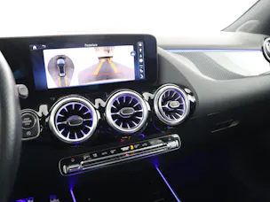 MERCEDES-BENZ GLA 220 4Matic 8G-DCT