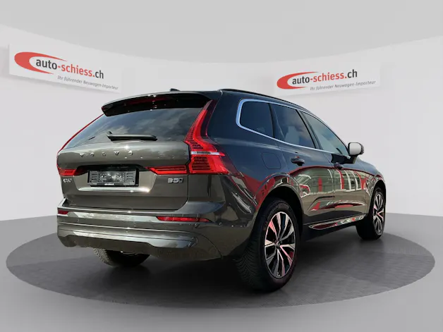 VOLVO XC60 B5 AWD Core