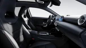 MERCEDES-BENZ A 250 AMG Line 4MATIC