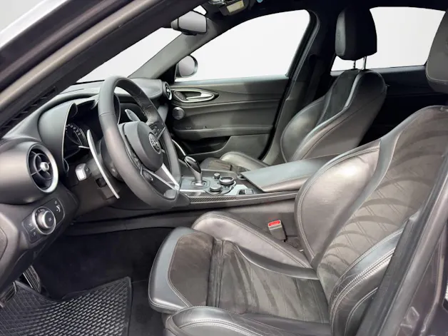 ALFA ROMEO Giulia 2.2 D Q4 210 Veloce TI