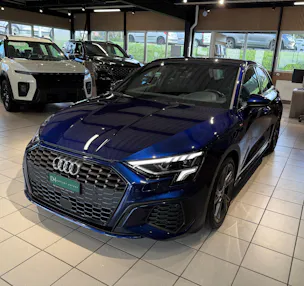 AUDI A3 Sportback 35 TFSI S line Attraction S-tronic