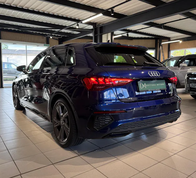 AUDI A3 Sportback 35 TFSI S line Attraction S-tronic