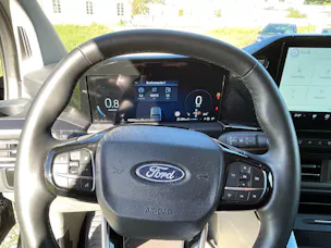 FORD Tourneo Bus 320 L2H1 Titanium Automat 4x4