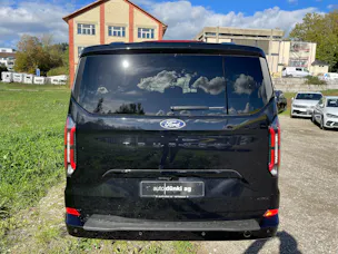 FORD Tourneo Bus 320 L2H1 Titanium Automat 4x4