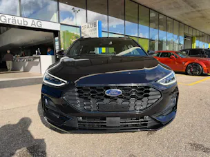 FORD Focus 1.0 MHEV ST-Line Automat