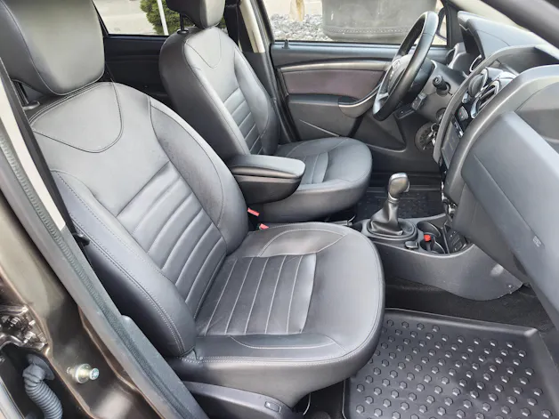 DACIA Duster 1.5 dCi Lauréate 4x2 EDC