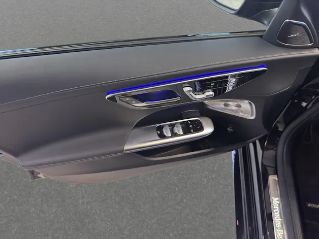 MERCEDES-BENZ C 220 d Swiss Star AMG Line
