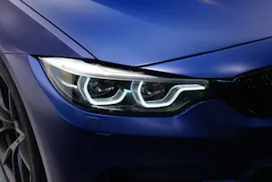 BMW M4 Coupé CS DKG *Frozen Dark Blue* *CH-Fahrzeug* *ohne OPF*