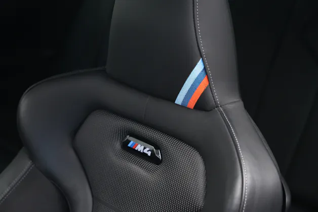 BMW M4 Coupé CS DKG *Frozen Dark Blue* *CH-Fahrzeug* *ohne OPF*