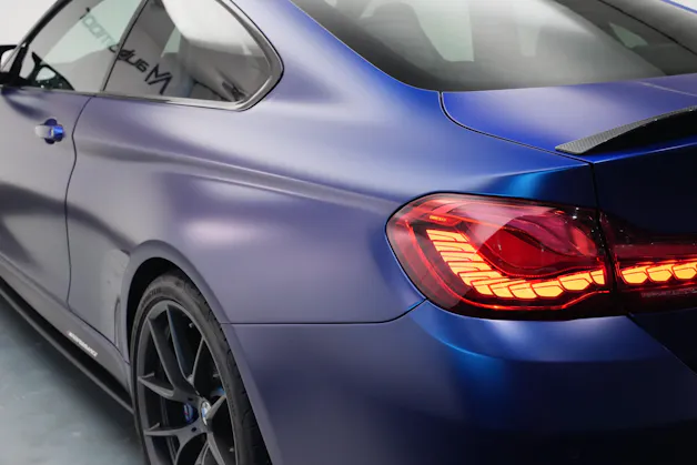 BMW M4 Coupé CS DKG *Frozen Dark Blue* *CH-Fahrzeug* *ohne OPF*