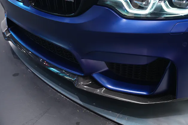 BMW M4 Coupé CS DKG *Frozen Dark Blue* *CH-Fahrzeug* *ohne OPF*