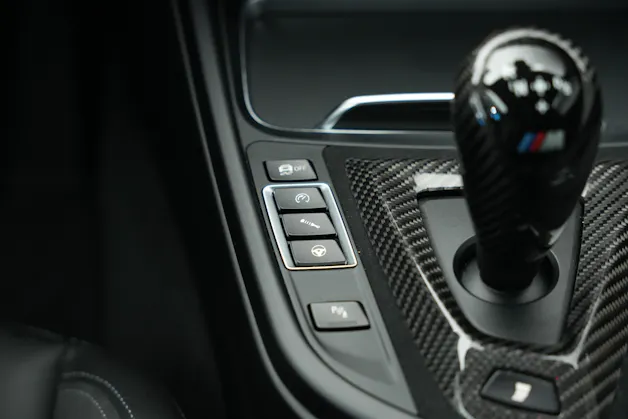 BMW M4 Coupé CS DKG *Frozen Dark Blue* *CH-Fahrzeug* *ohne OPF*