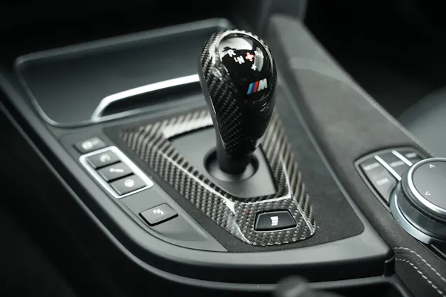BMW M4 Coupé CS DKG *Frozen Dark Blue* *CH-Fahrzeug* *ohne OPF*