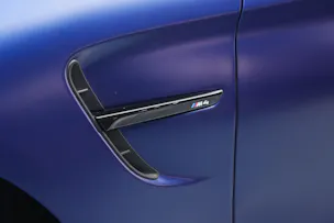 BMW M4 Coupé CS DKG *Frozen Dark Blue* *CH-Fahrzeug* *ohne OPF*