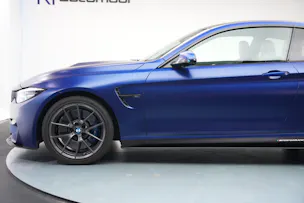 BMW M4 Coupé CS DKG *Frozen Dark Blue* *CH-Fahrzeug* *ohne OPF*