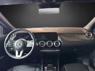MERCEDES-BENZ GLA 200 4MProgressive 8G