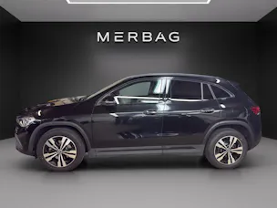 MERCEDES-BENZ GLA 200 4MProgressive 8G