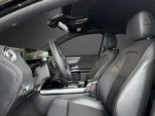 MERCEDES-BENZ GLA 200 4MProgressive 8G