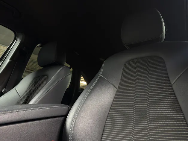 MERCEDES-BENZ GLA 200 4MProgressive 8G