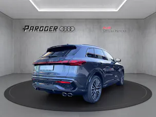 AUDI SQ5 TFSI quattro S-tronic