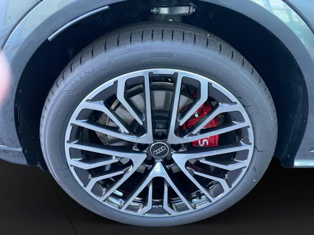 AUDI SQ5 TFSI quattro S-tronic