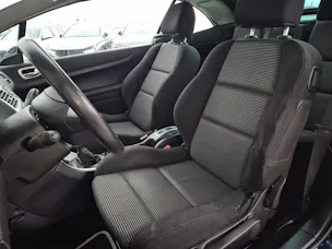 PEUGEOT 307 CC 2.0 16V Dynamic