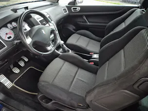 PEUGEOT 307 CC 2.0 16V Dynamic