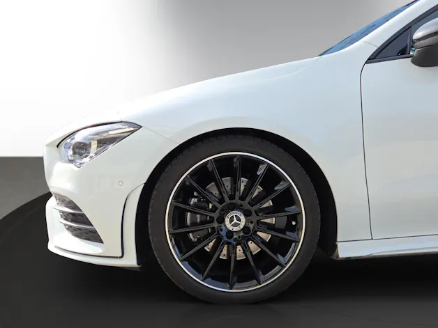 MERCEDES-BENZ CLA 220 d 4Matic Swiss Star 8G-DCT