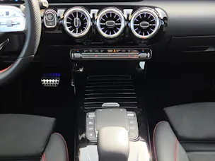 MERCEDES-BENZ CLA 220 d 4Matic Swiss Star 8G-DCT