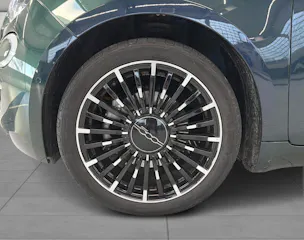 FIAT 500La Prima