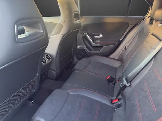 MERCEDES-BENZ A 200 Night Star 7G-DCT