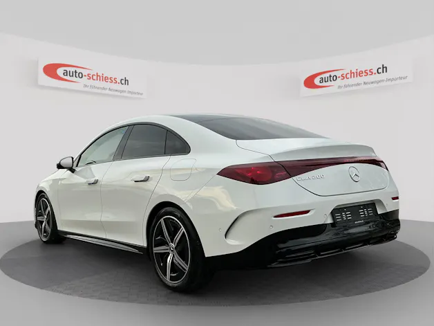 MERCEDES-BENZ CLA 200 8G-DCT AMG Line Night Paket