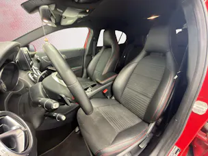 MERCEDES-BENZ GLA 250 AMG Line 4Matic 7G-DCT